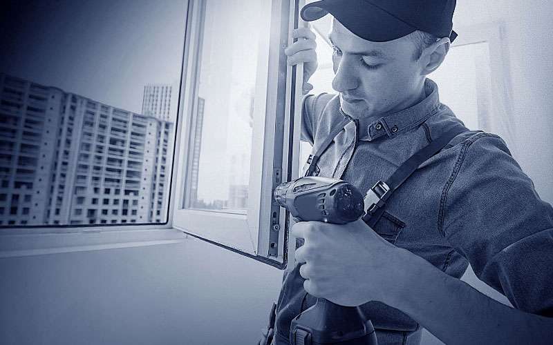 3 Fenster- und Türmonteure (V179613)